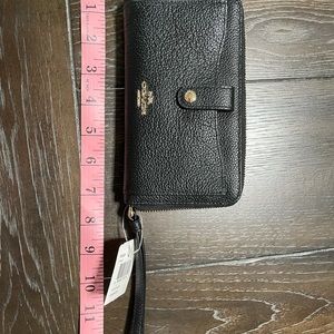 New coach wristlet wallet